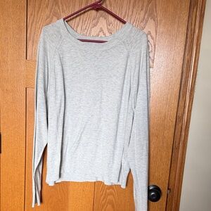 GAP Women's Light Gray Crew Neck Sweater